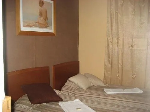 Dona Simone Boutique Suites & Studios