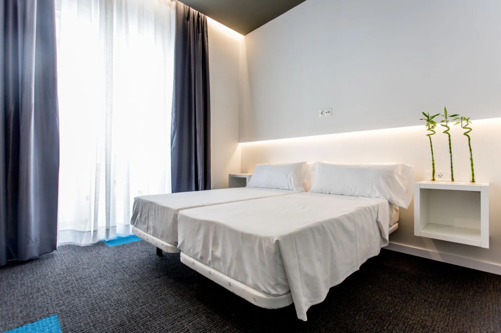 Boutique Creative Rooms