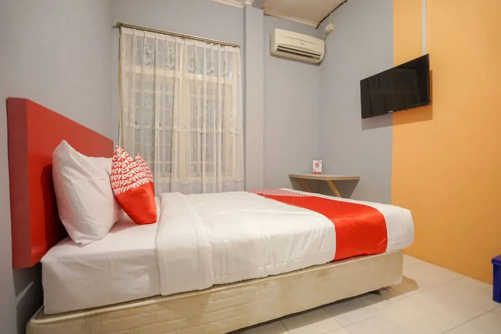 Oyo 1026 Cendrawasih Homestay