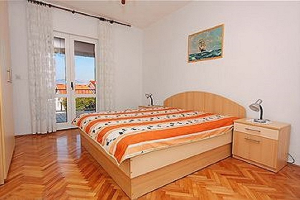 Apartment Marija1 - close to the center: A3 Jelsa, Island Hvar
