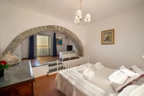 Flat 1 Bedroom 2 Bathrooms - Praiano