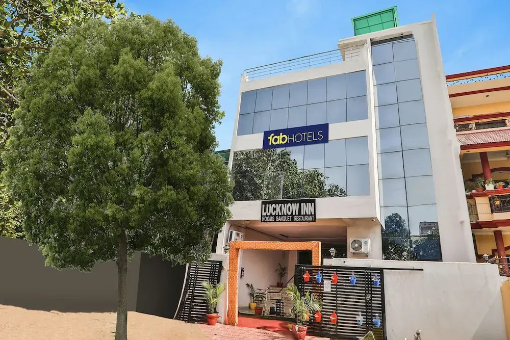 FabHotel Lucknow Inn