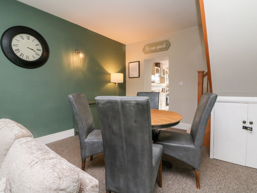 Wood Cottage
