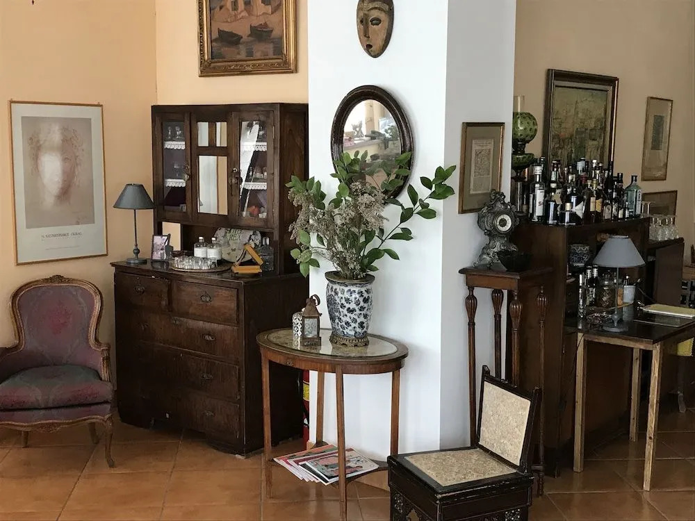 Rex Hotel - Bebekas