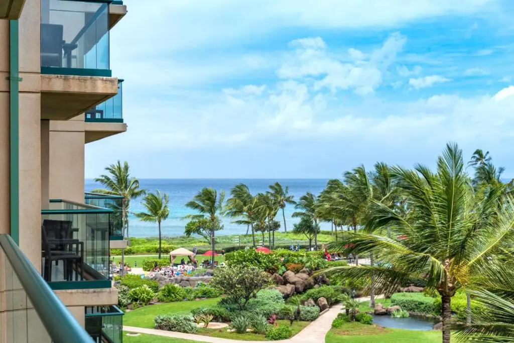 K B M Resorts- Hkh-442 Spacious 2bd, Ocean Views, Chefs Kitchen, Steps to Beach and Spa!