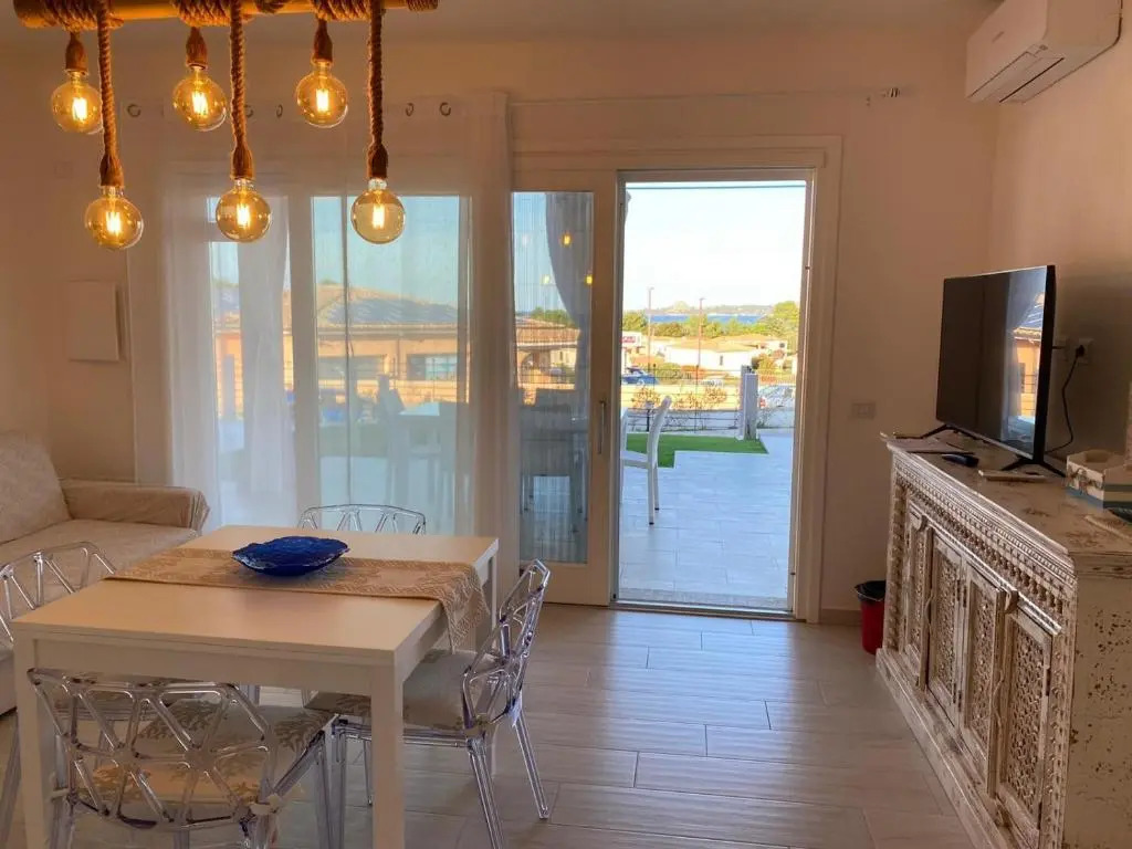 Aqualife Residence luxury apartment