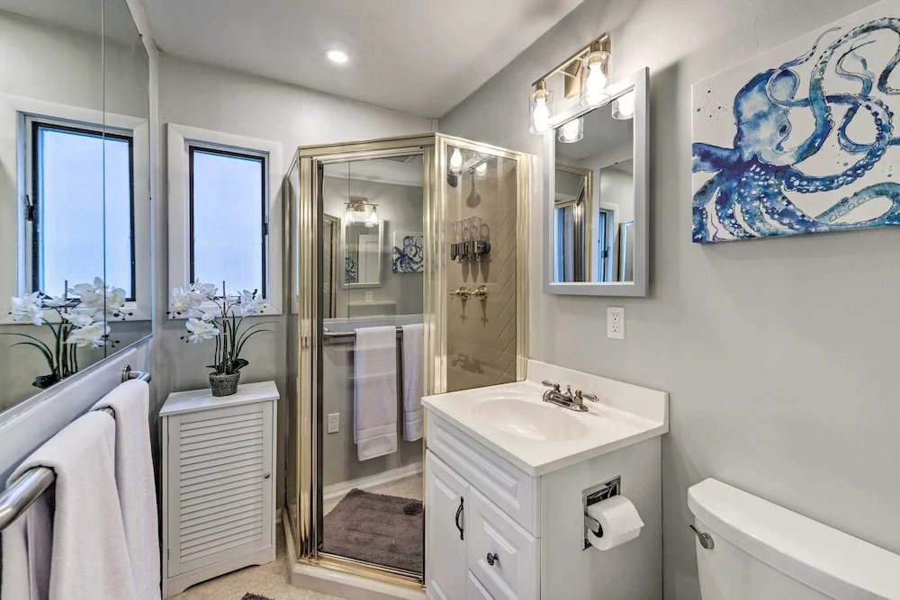 Coastal Brigantine Cottage: Walk to Beaches