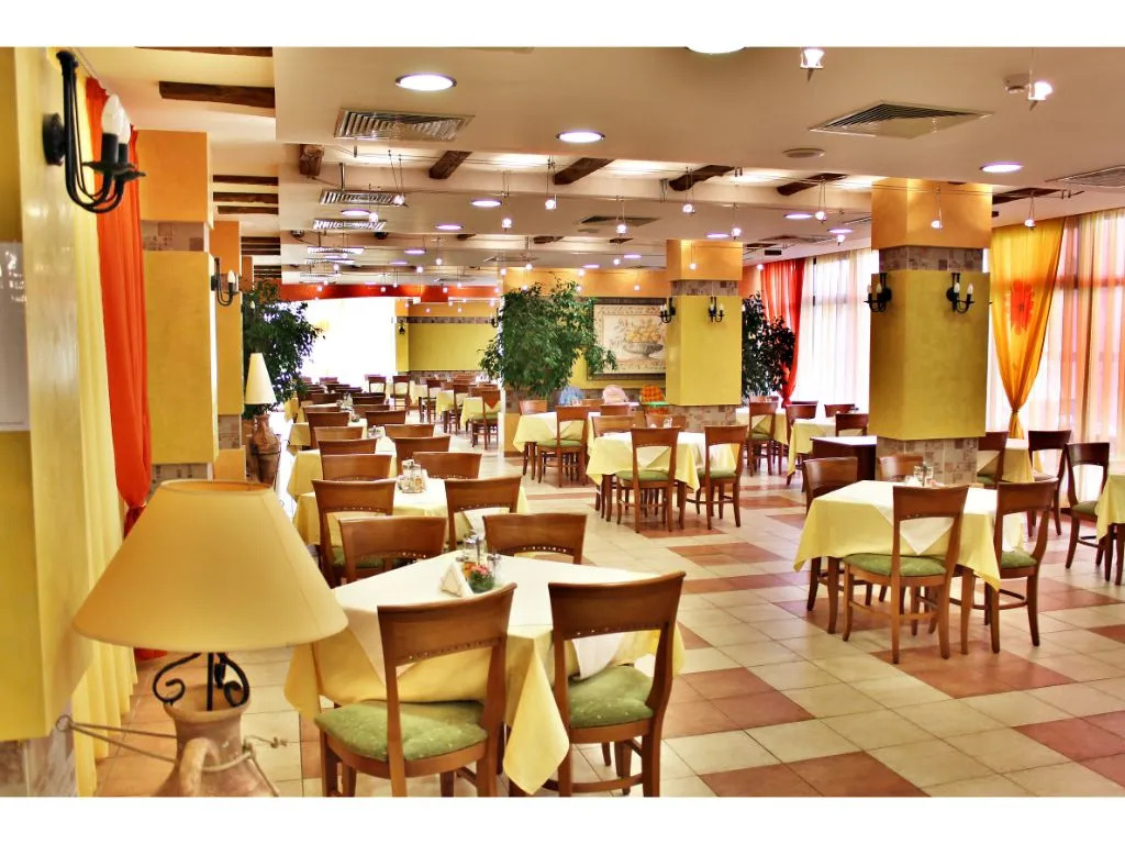 Kiparisite Hotel