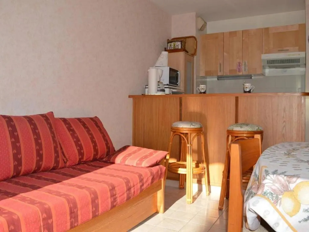 Appartement Le Lavandou, 1 pièce, 4 personnes - FR-1-251-202