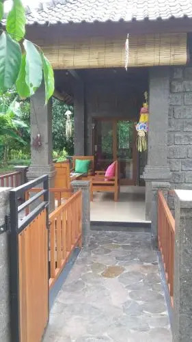 Natural 1 Bedroom lodge - Balian Beach