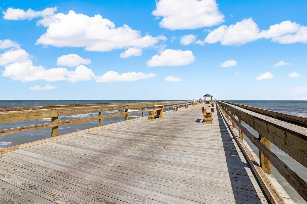220 Amelia By The Sea 3 Bedroom Condo by RedAwning