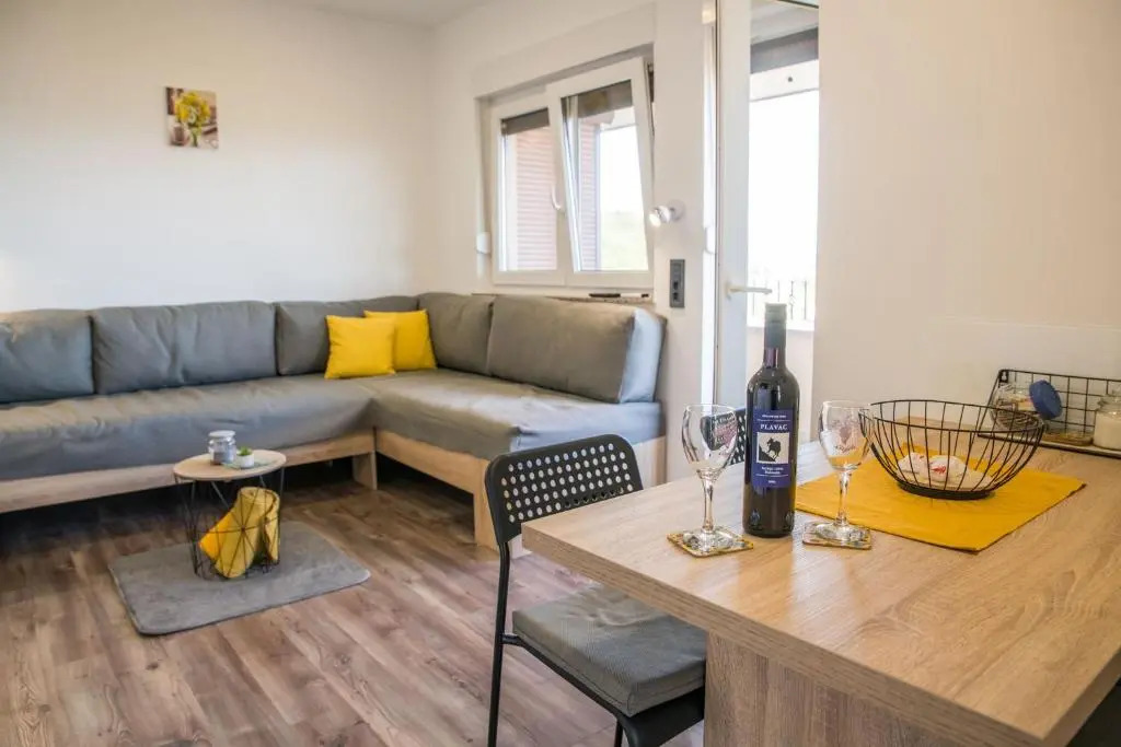 Apartmani Petra i Tea