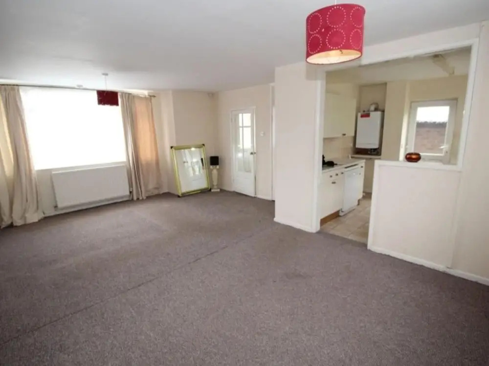 Inviting 5-bed House in Stockport Bramhall