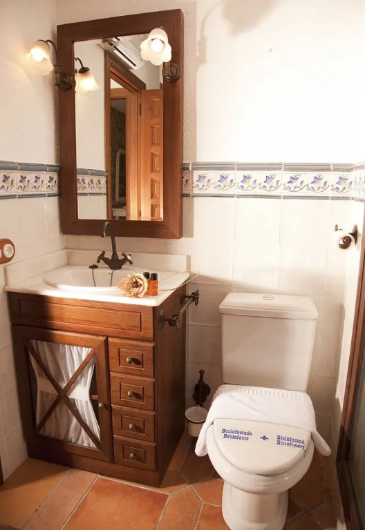 Rustic Med Castell