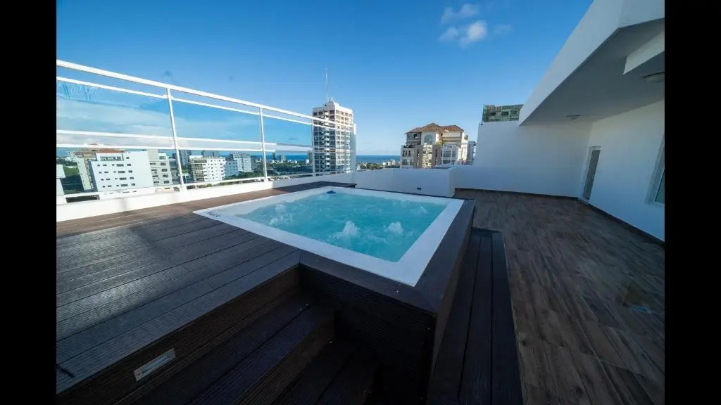 Sdq, Gym, Pool, 1br 2B, Downtown F7