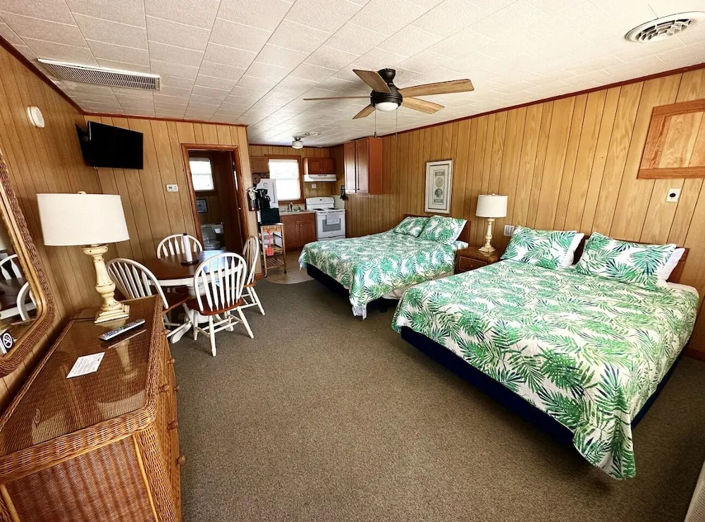 Sand Spur Cottages