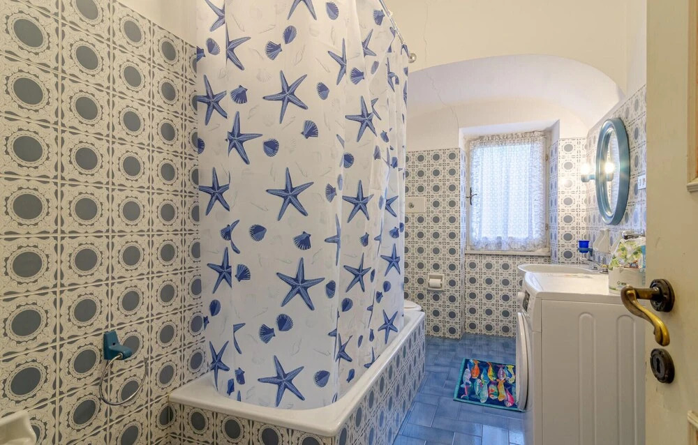 3 Bedroom Pet Friendly Home In Zoagli