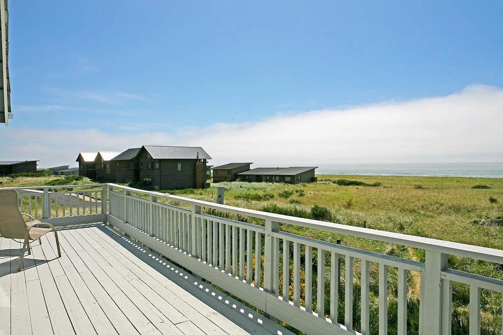 Spacious 3BR Beachfront Home in Westport