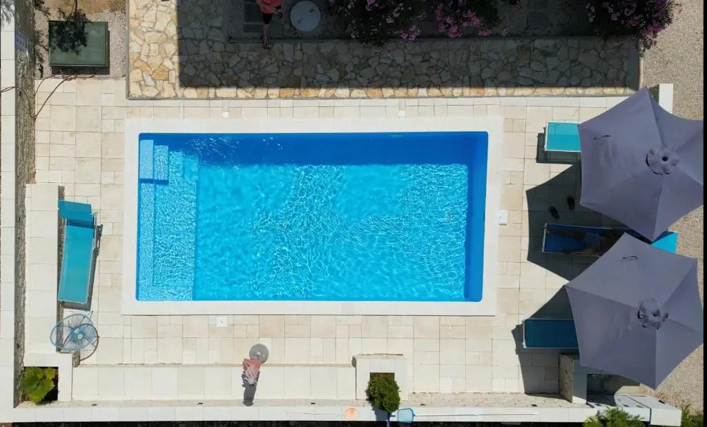 Nice apartment-house with POOL