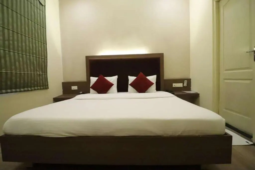 Status Club Business Hotel