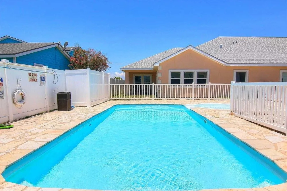 Safe Harbor - 3 Br Townhouse