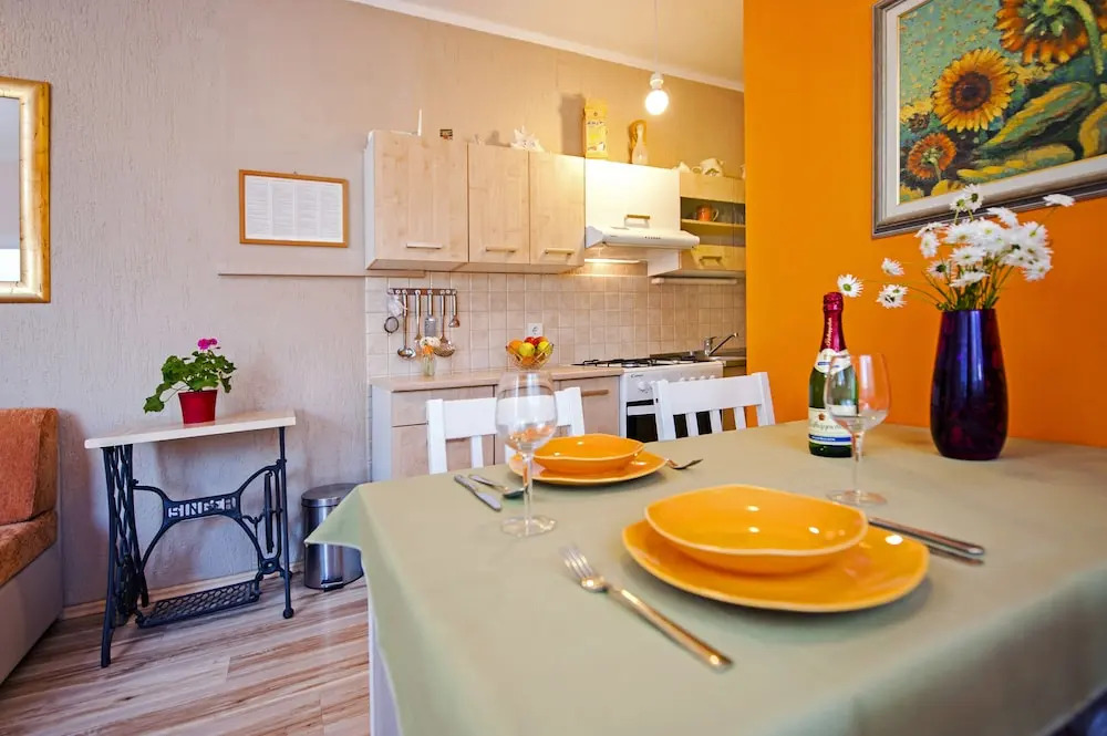 Apartments Casa Cerin