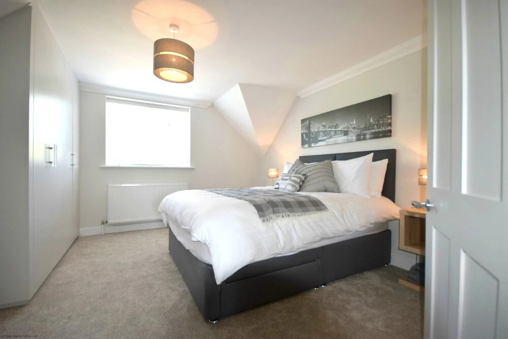 Westhampnett House , Chichester 492113