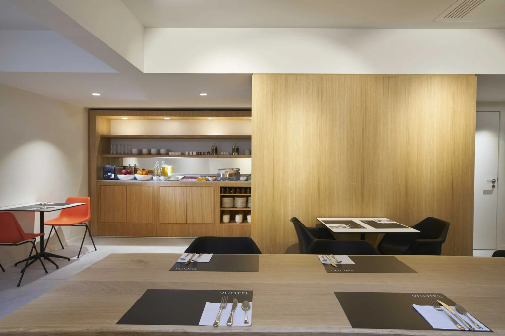 9Hotel Sablon