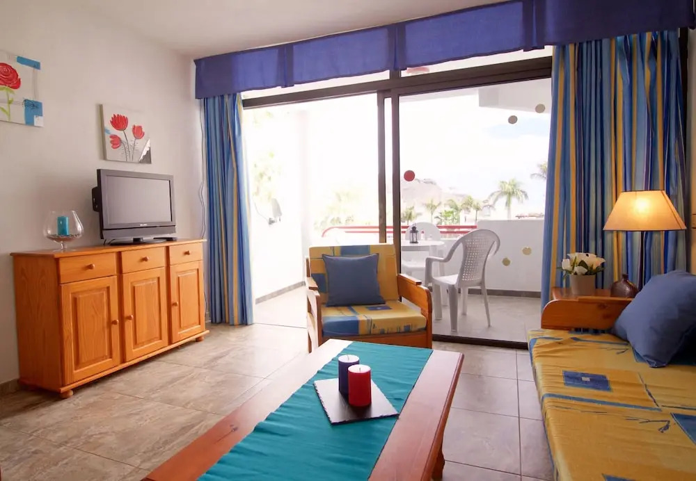 Lightbooking - Peach & Beach Playa del Cura