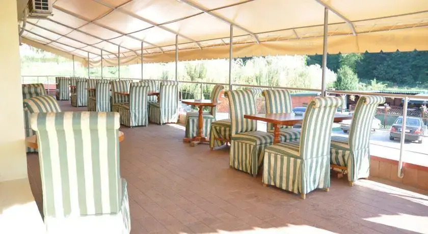 Camino Hotel
