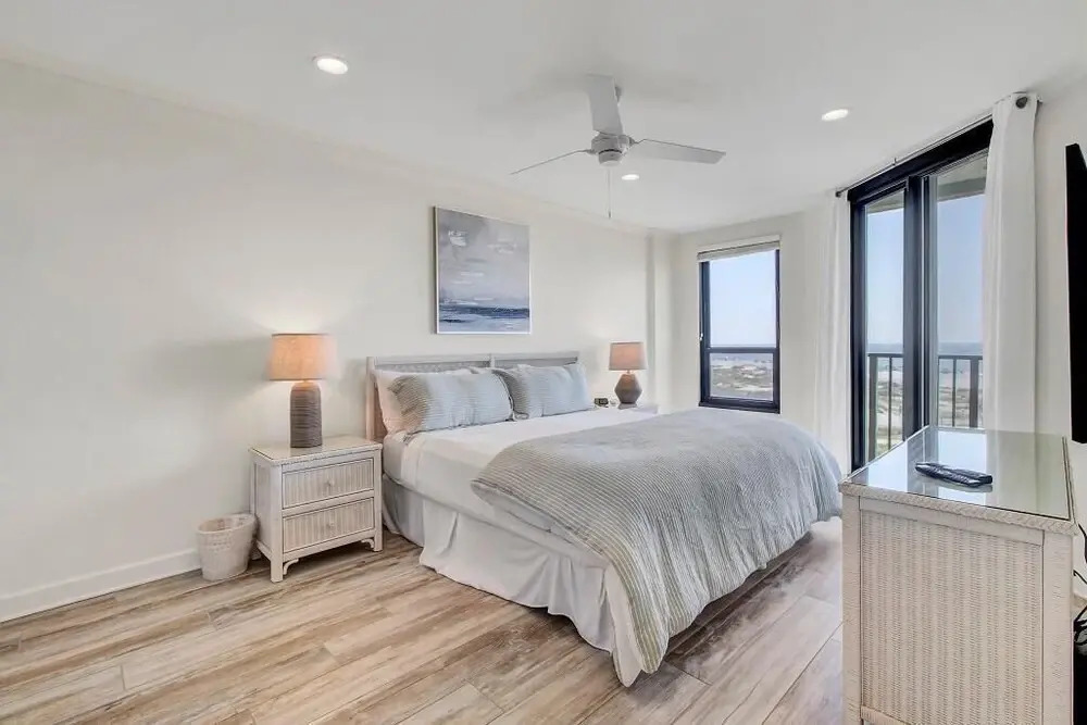 Summerhouse 305 by Wild Dunes, Oceanfront