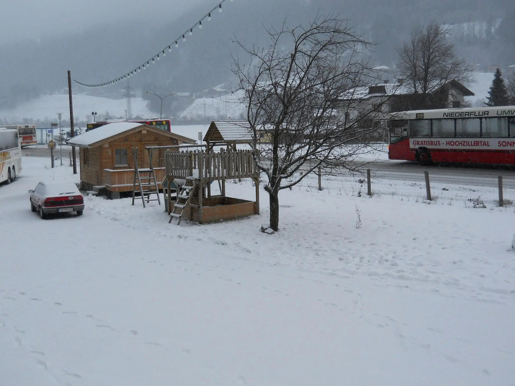 Beautiful Apartment in Aschau im Zillertal with Terrace