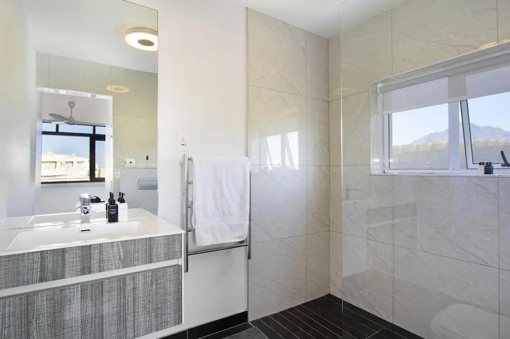 Seahill Luxury Apartment - Mouille Point