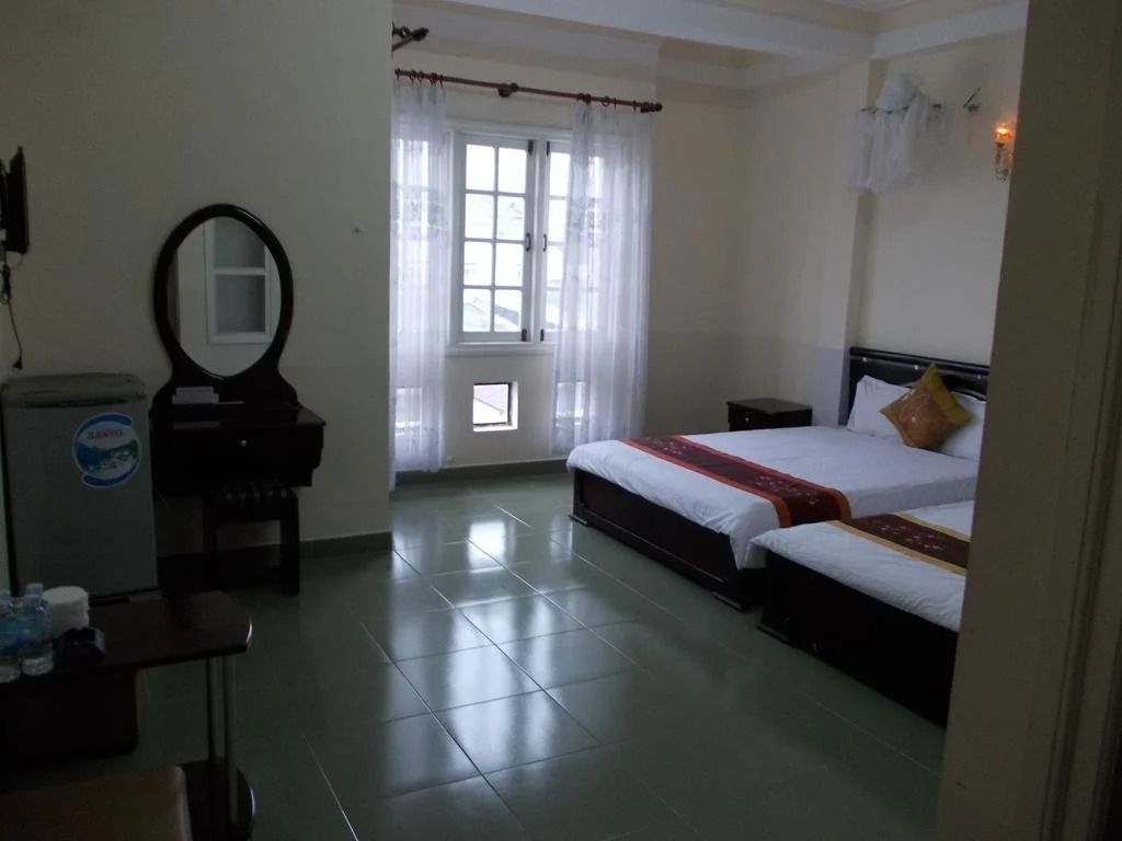 Gold Star Hotel
