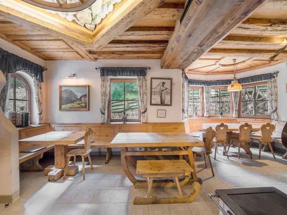 Chalet in Stubaital by Ski Slope & Sauna