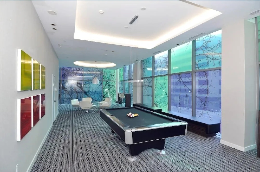 Stunning 1BR Condo Downtown Location