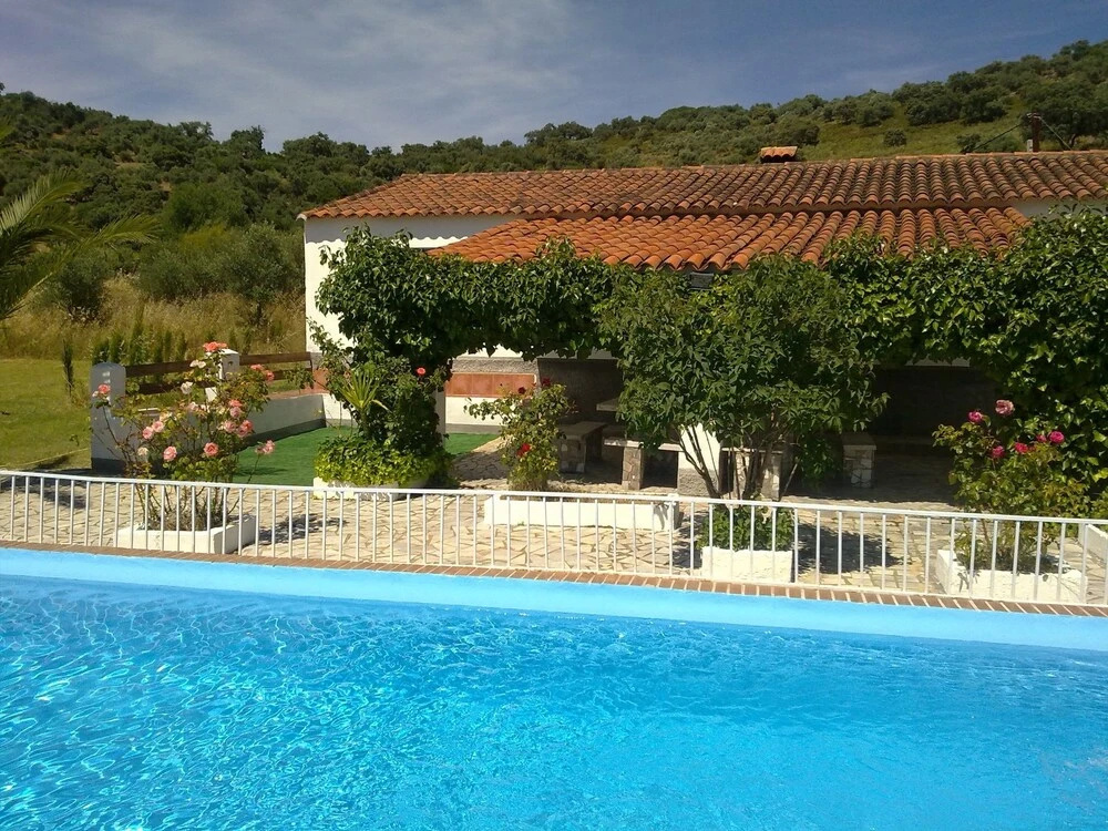 House With 5 Bedrooms in Aroche, Huelva, With Wonderful Mountain View,