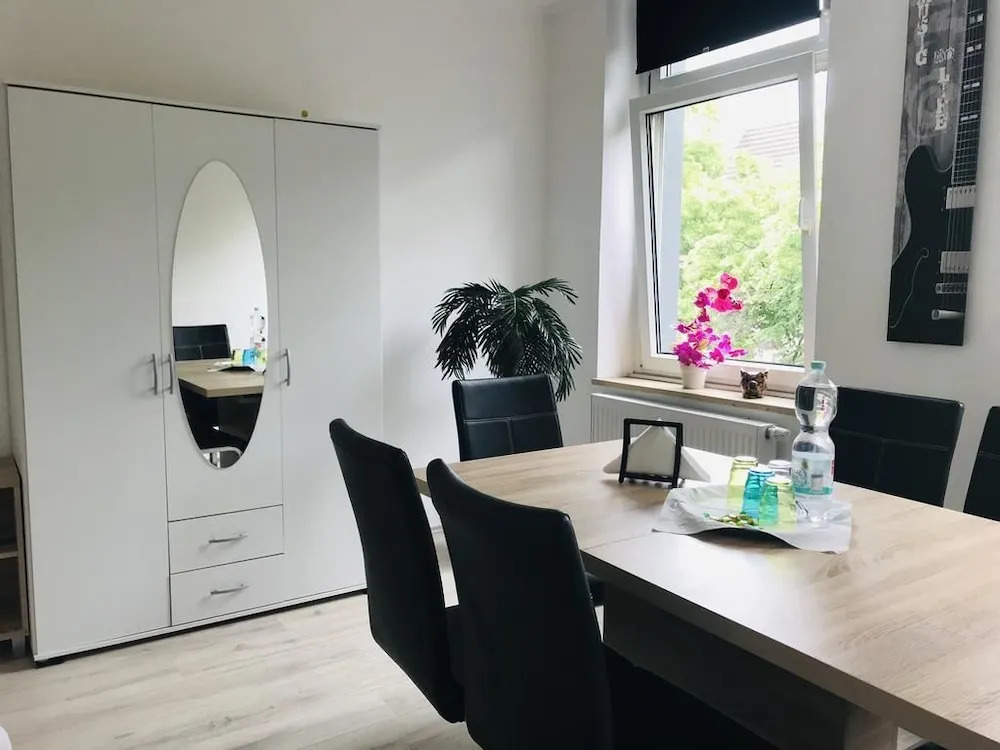 City Guesthouse Apartments Krefeld near Düsseldorf Airport