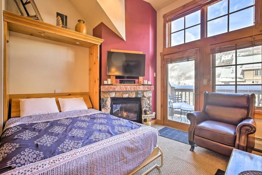 Keystone Studio Vacation Retreat, Hot Tubs, Pool, etc