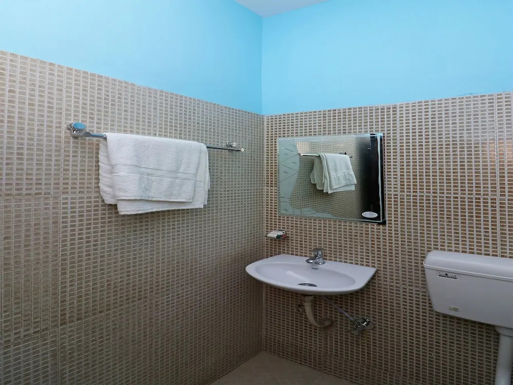 OYO 4787 Country Inn Stay