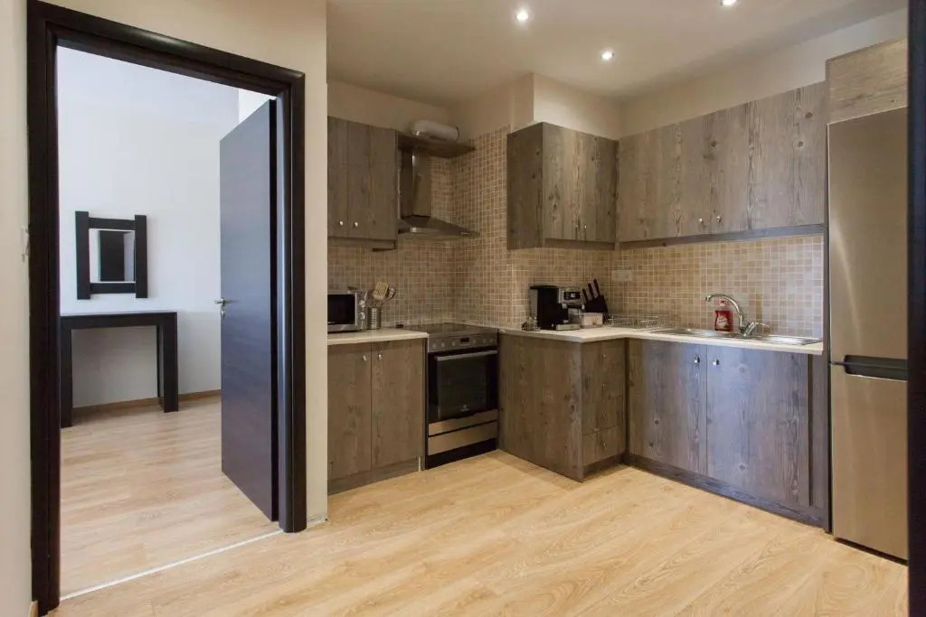 Modern art apt in Glyfada with sea view