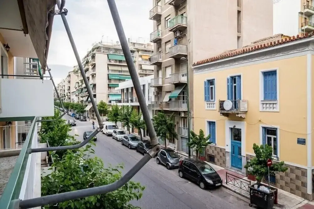 Spacious apartment with 3 bedrooms in City Center