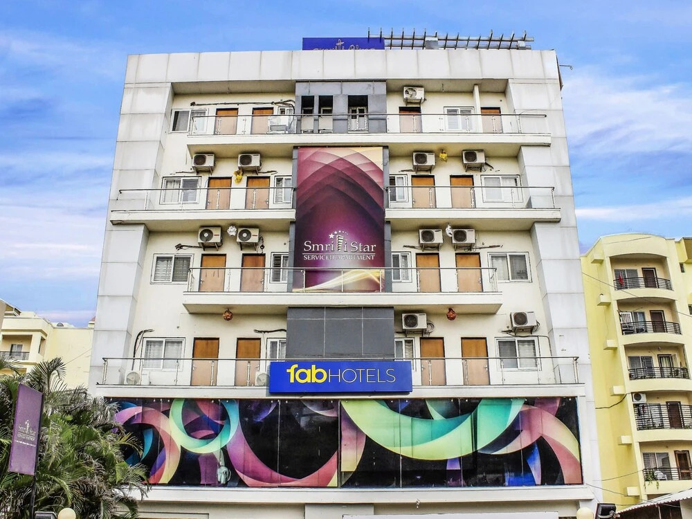 FabHotel Smriti Star Service Apartments