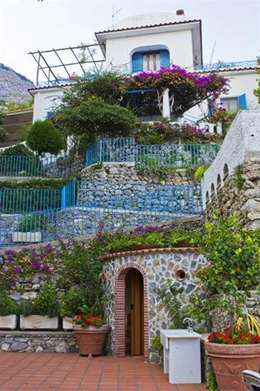 Stylish Building Amalfi Coast - Inh 22877