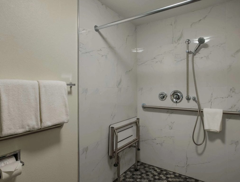 MainStay Suites Savannah Midtown