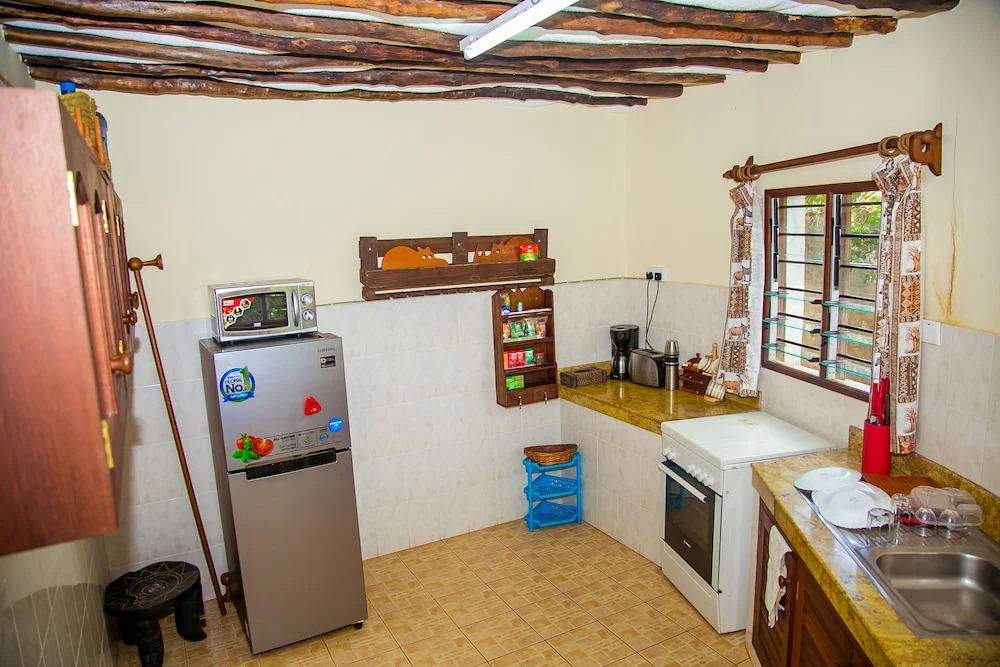 Villakwetu Cottages Diani Beach
