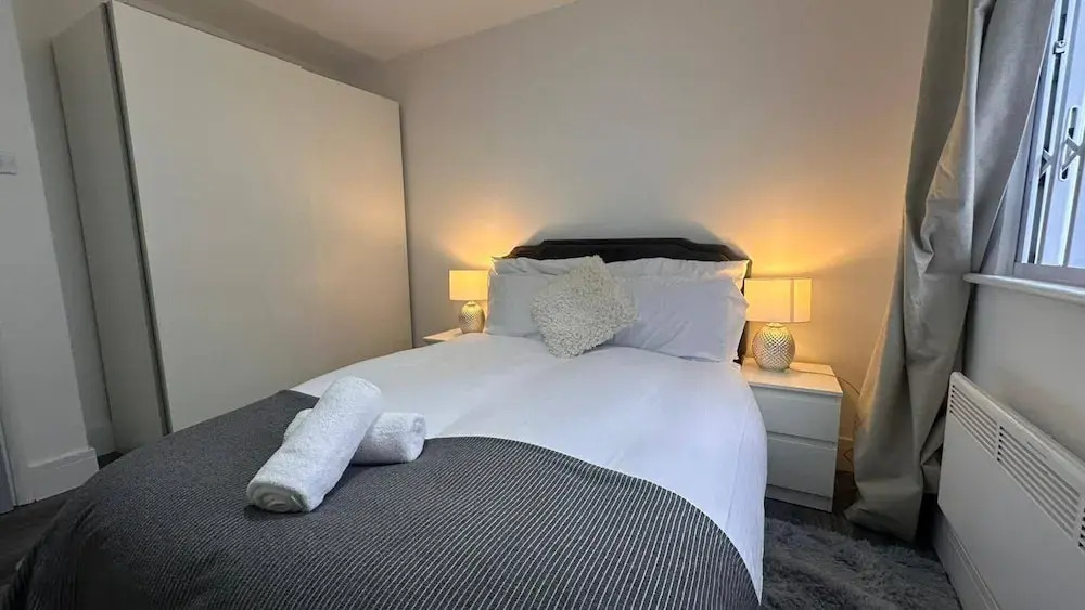 Apartment - Sleeps 6 - City Base - District Line