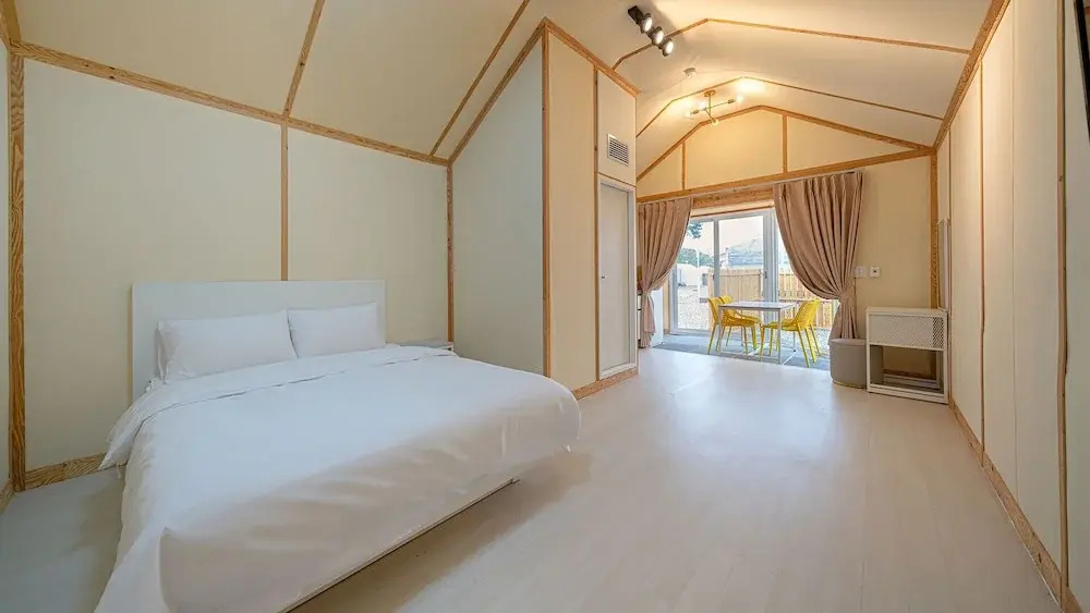 Hwaseong Refreshing Glamping&Caravan
