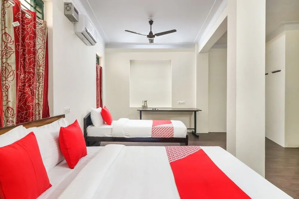 OYO Flagship 46738 Egmore Shelters