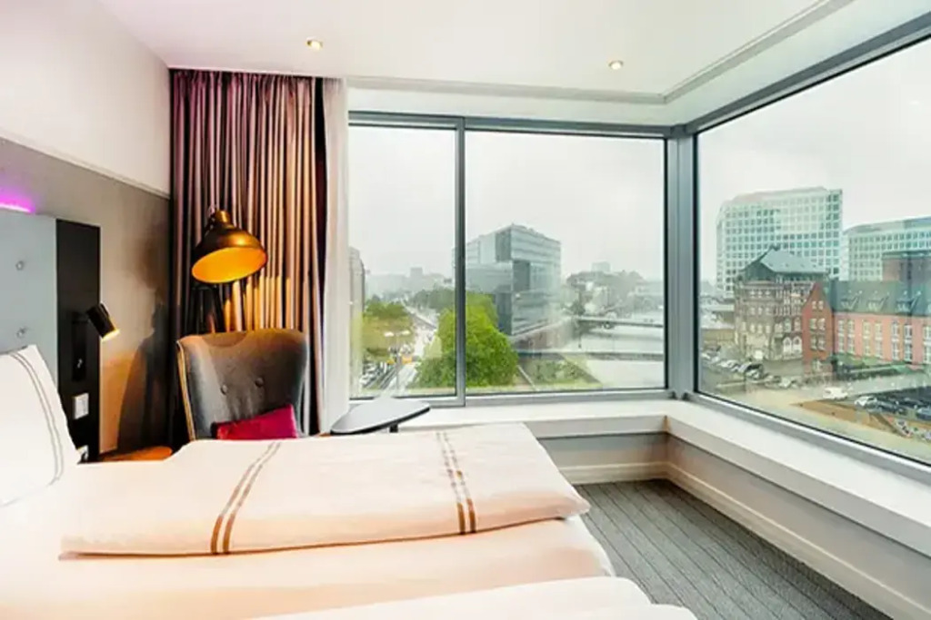 Premier Inn Hamburg City Centre